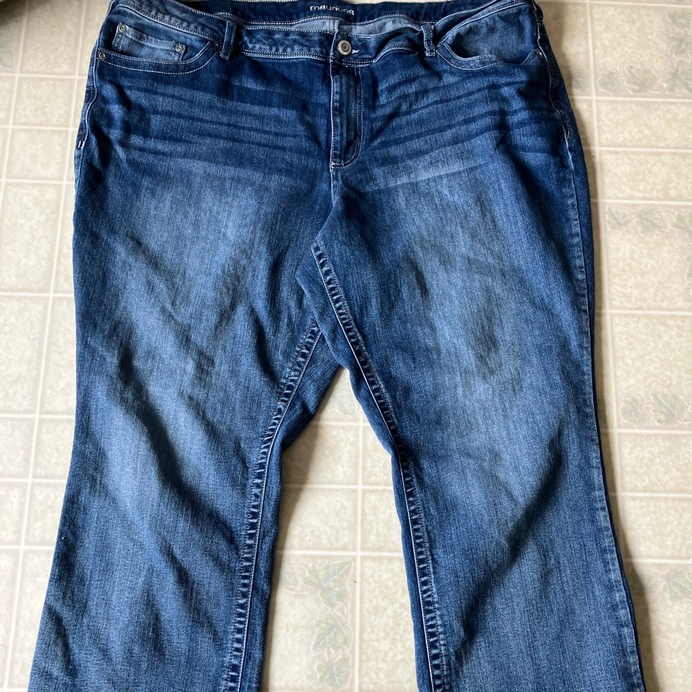 Maurices‎ M Jean white Stitching 24W plus Jeans